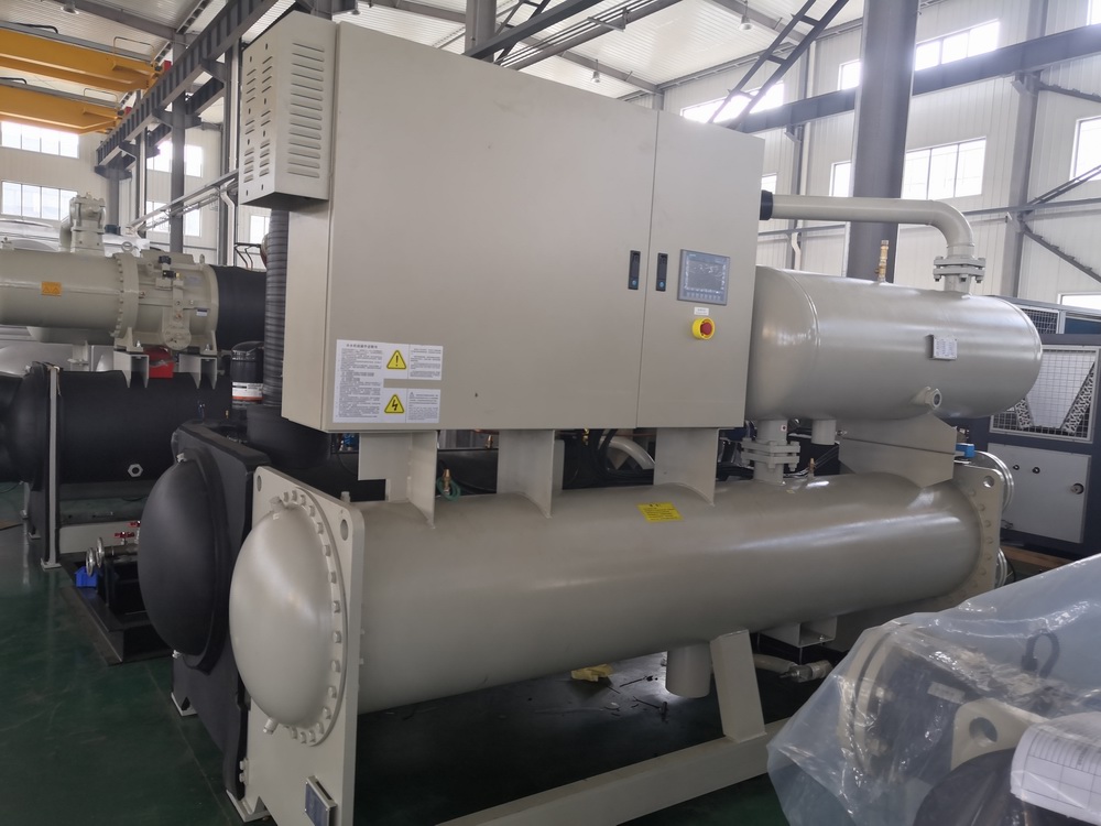 降膜式螺杆冷水机组